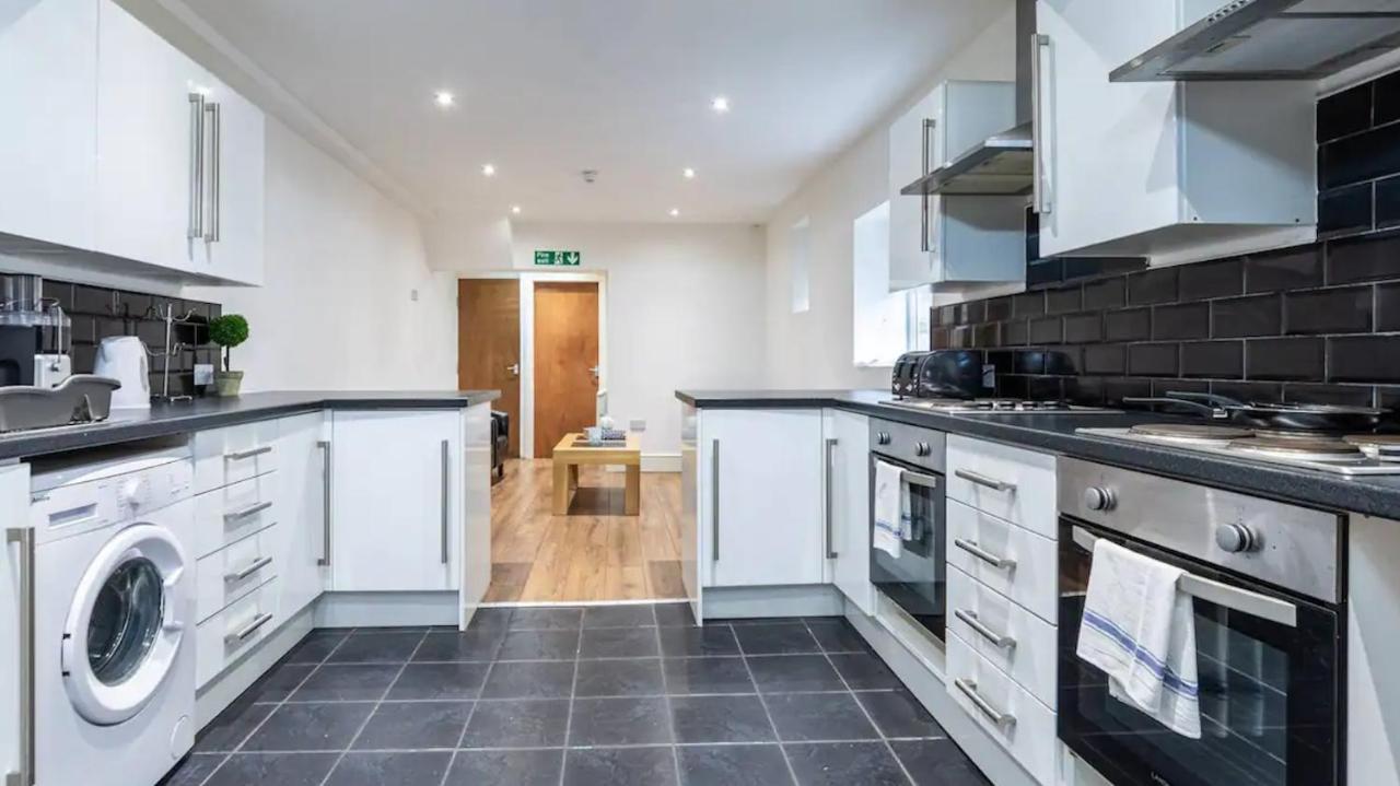 Kelvin Grove By Ustay Liverpool Extérieur photo